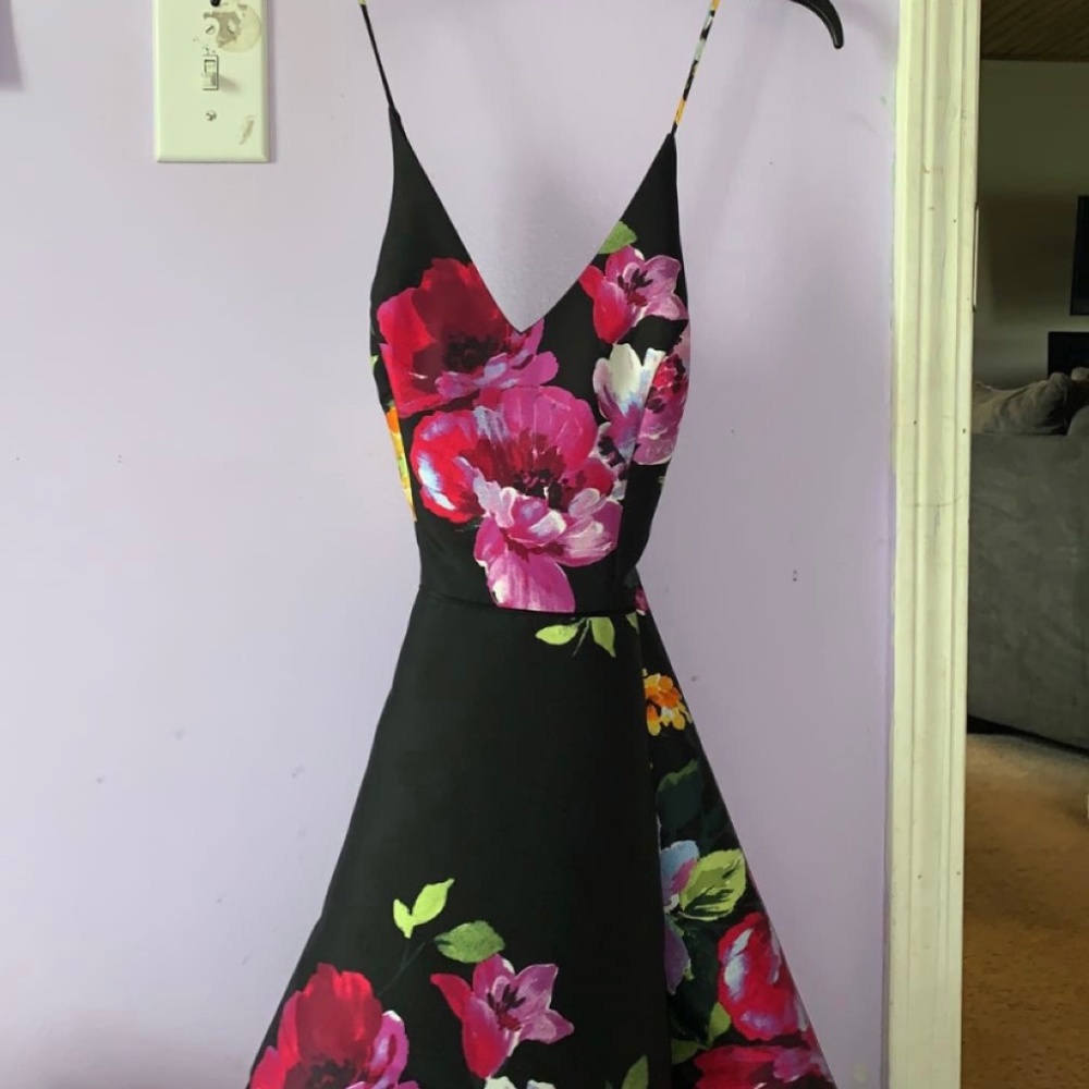 Cute Juniors Formal Dress